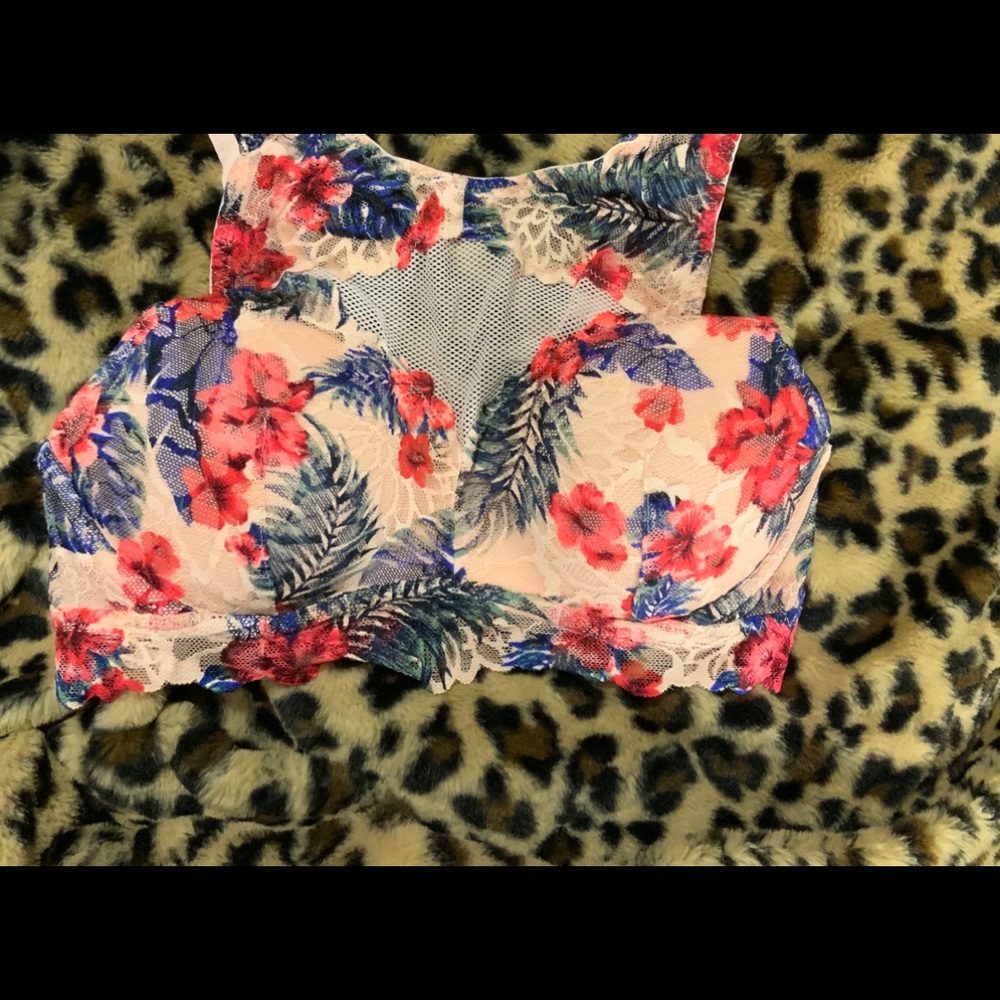 VICTORIA SECRET PINK BRA SMALL